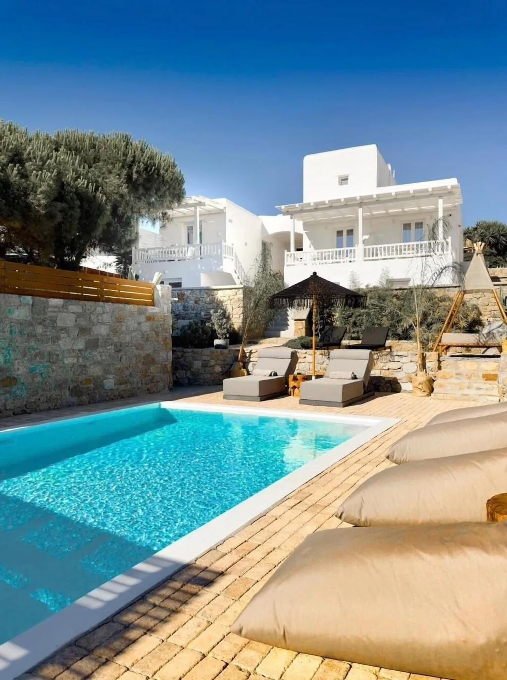 Sports and Entertainment, Sofos Suites Mykonos, Mykonos