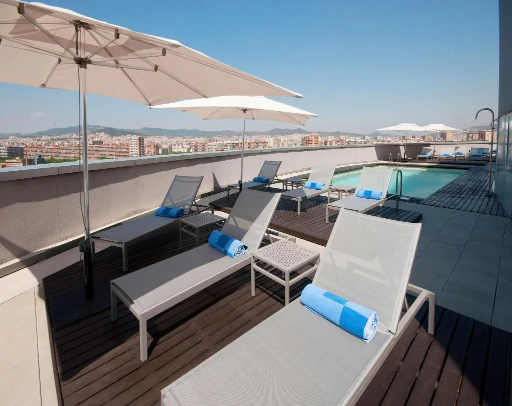Pool, Hotel Barcelona Condal Mar Affiliated by Meliá, Barcelona
