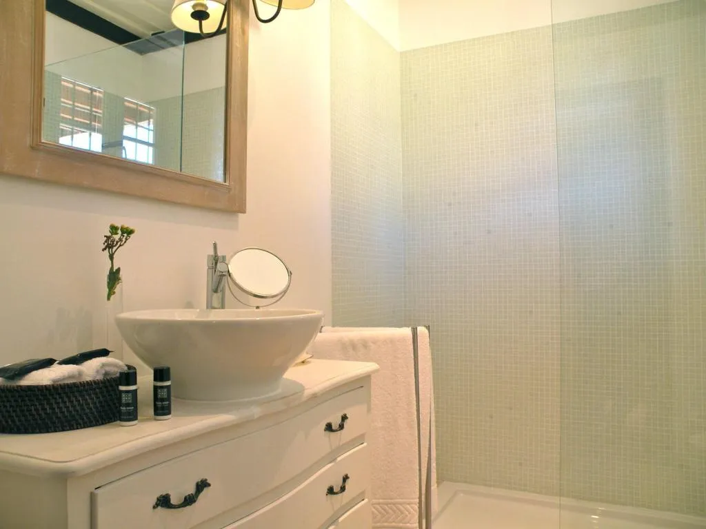 DOUBLE STANDARD Room, Palacio Ramalhete, Lisbon