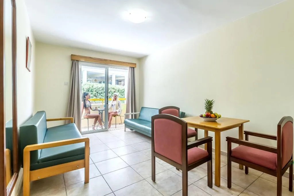 Room, Paul Marie, Cyprus