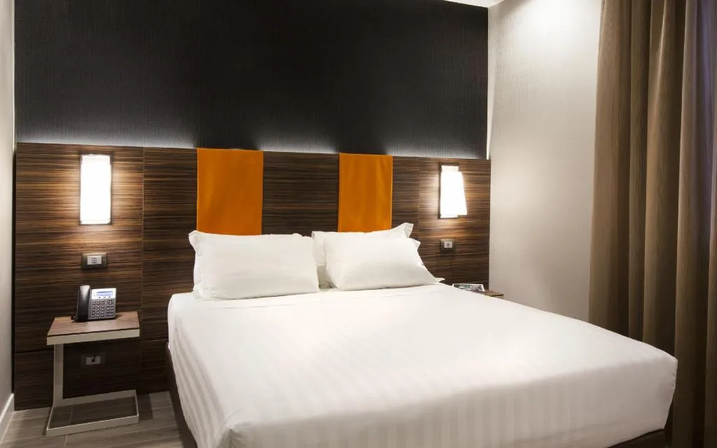 Double or Twin DELUXE Room, The Republic Hotel, Rome