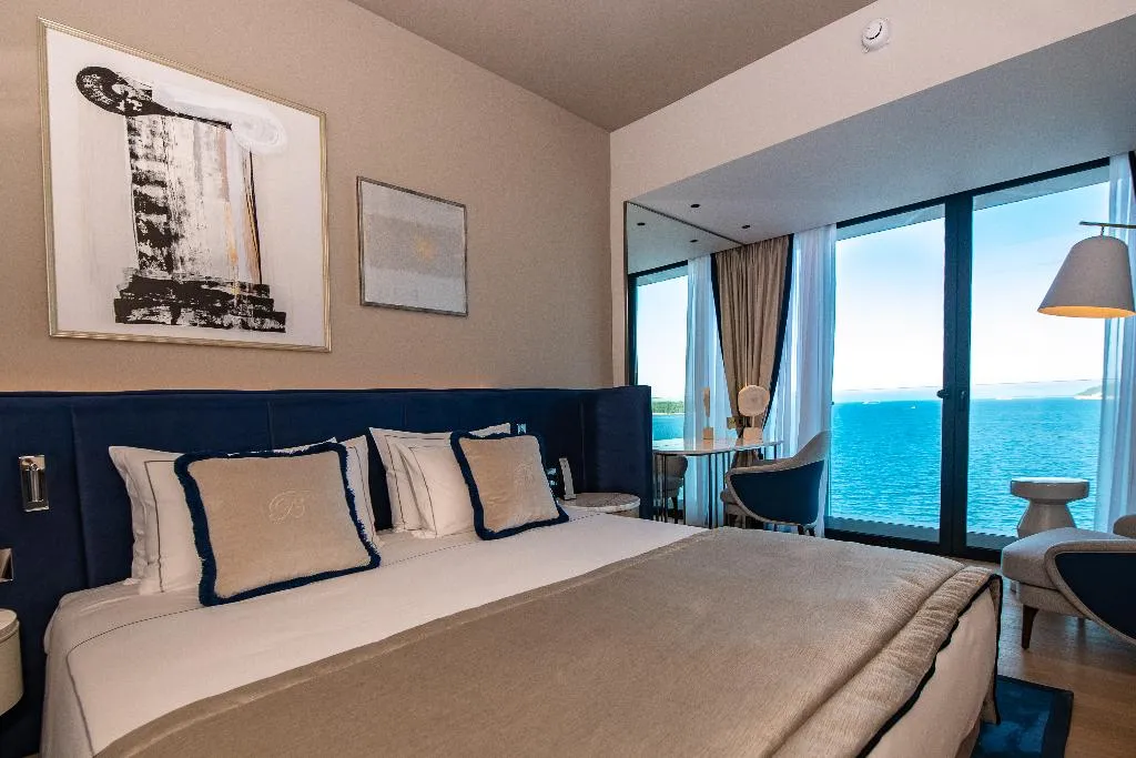 DOUBLE SINGLE USE DELUXE SEA VIEW Room, Grand Hotel Brioni Pula, Radisson Collection Hotel, Istria