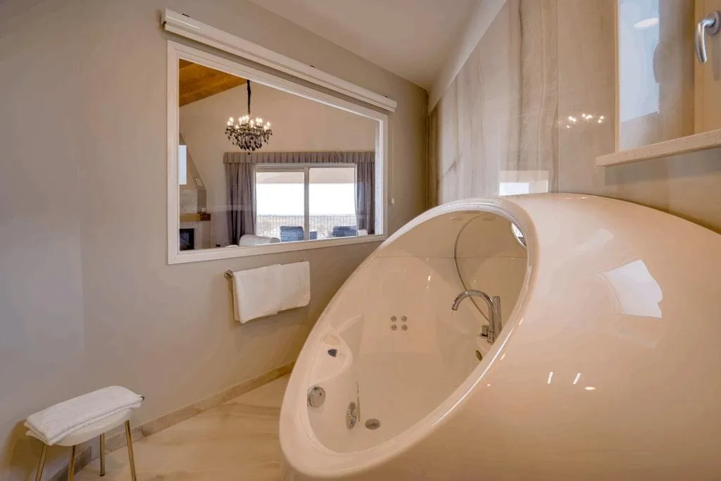 SUITE DELUXE Room, Boutique Hotel Wine Residence Cattunar, Istria