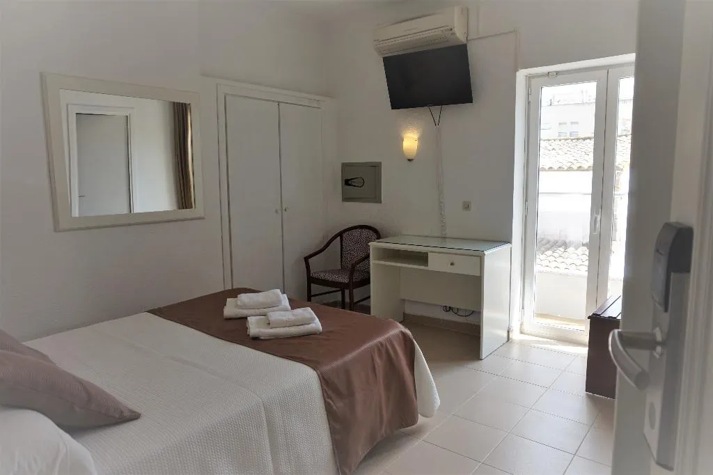 Room, Hermes, Costa Brava