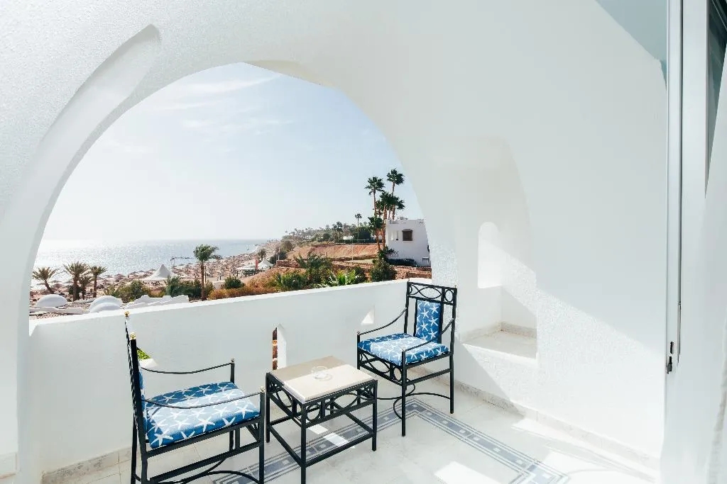 Double or Twin BEACH FRONT Room, Domina Coral Bay Resort, Diving , Spa & Casino, Red Sea Riviera