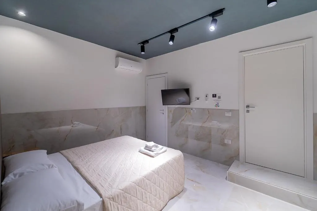 JUNIOR SUITE TWO BEDROOMS Room, P.C. Boutique H. Napoli Centro, Naples