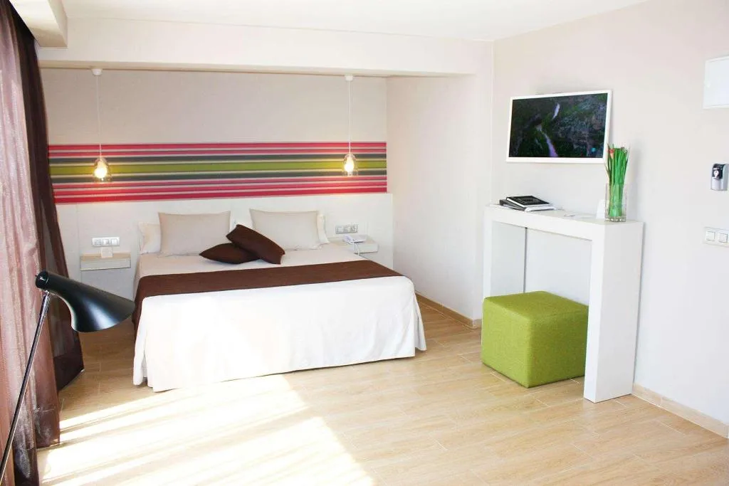 Room, Alegria Plaza Paris, Costa Brava