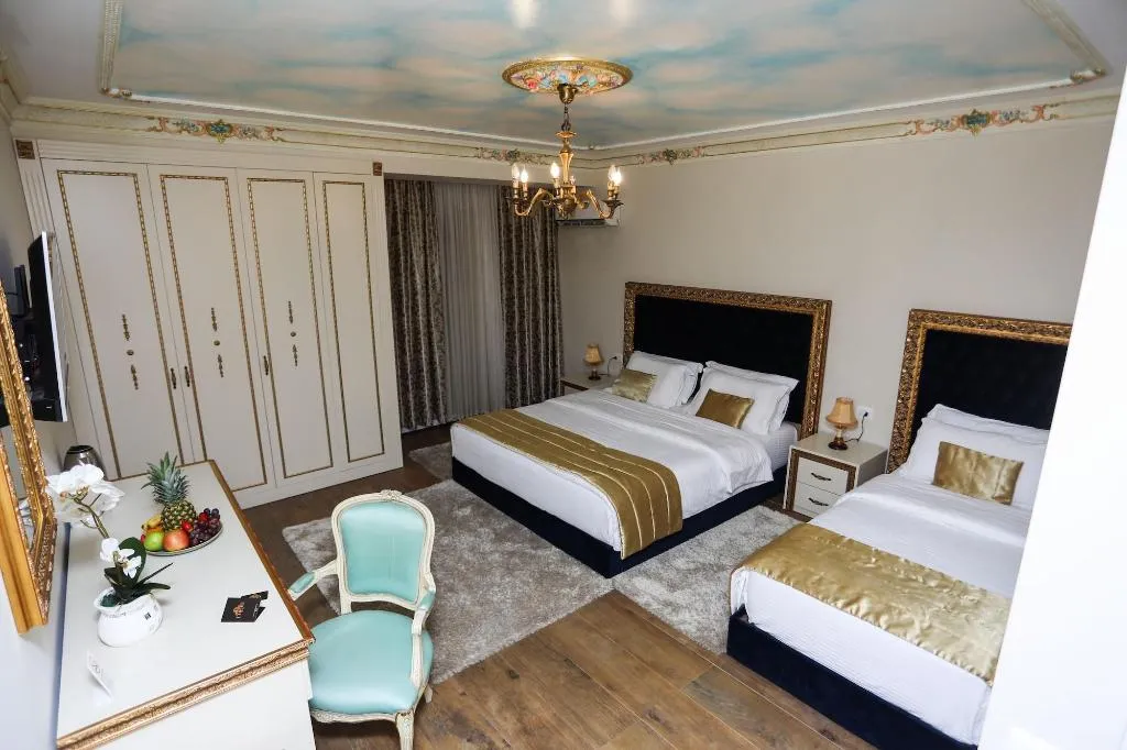 Room, Empire Hotel, Durres