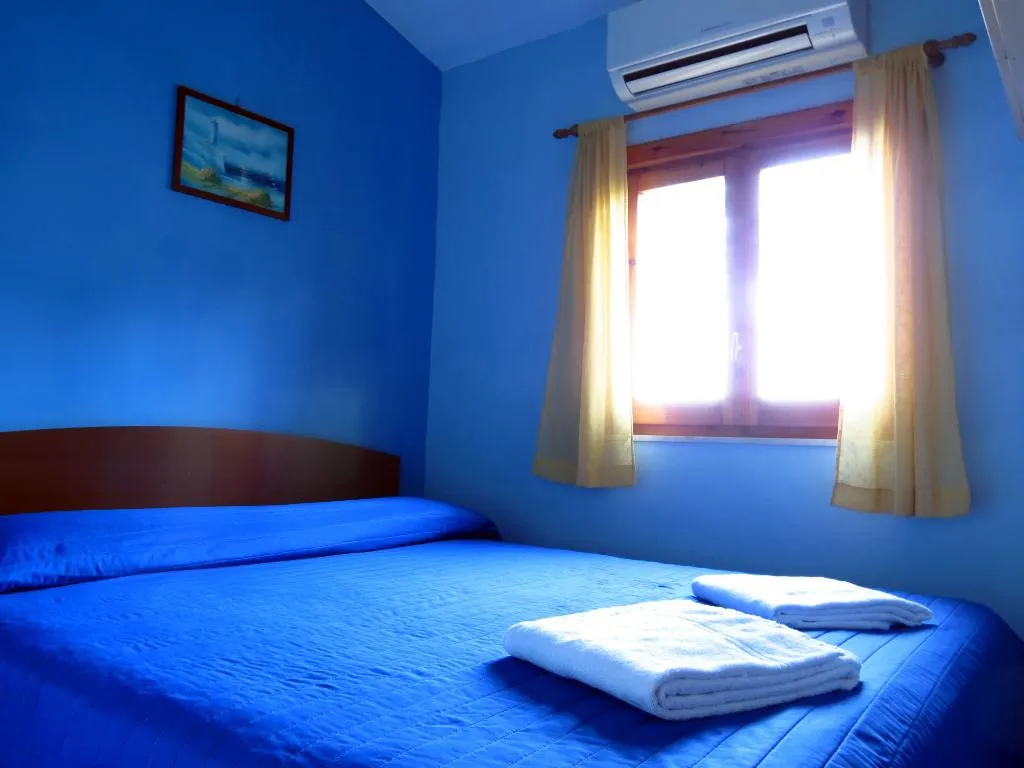 CHALET CAPACITY 2 Room, Baia Serena, Naples