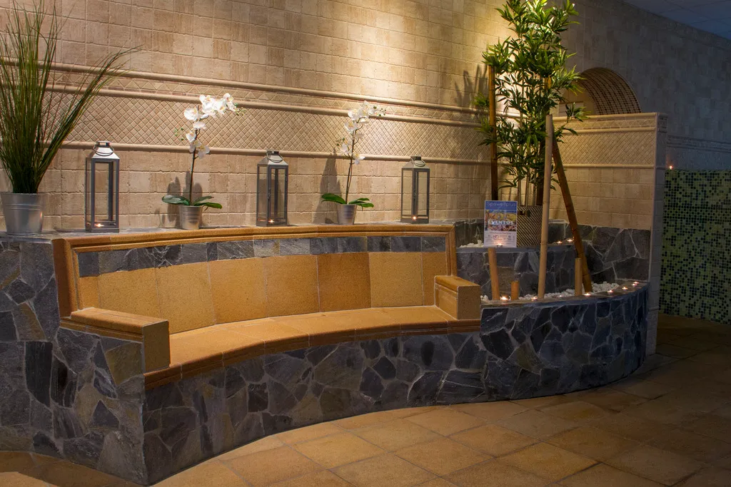 Sports and Entertainment, Best Semiramis, Tenerife