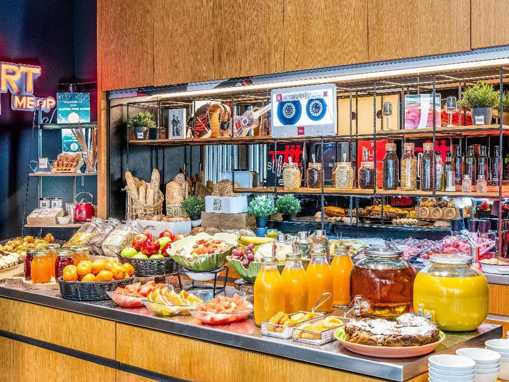 Restaurant, Ibis Barcelona Pza Glories 22, Barcelona