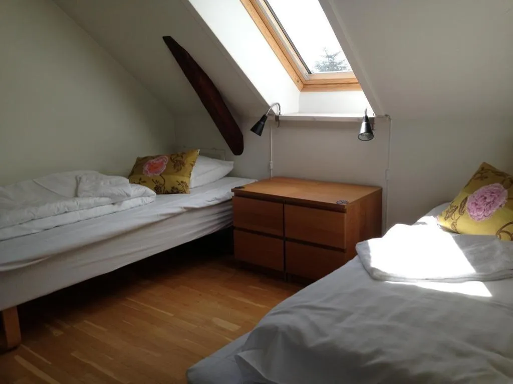 Room, Kirke Saaby Forsamlingshus, Copenhagen
