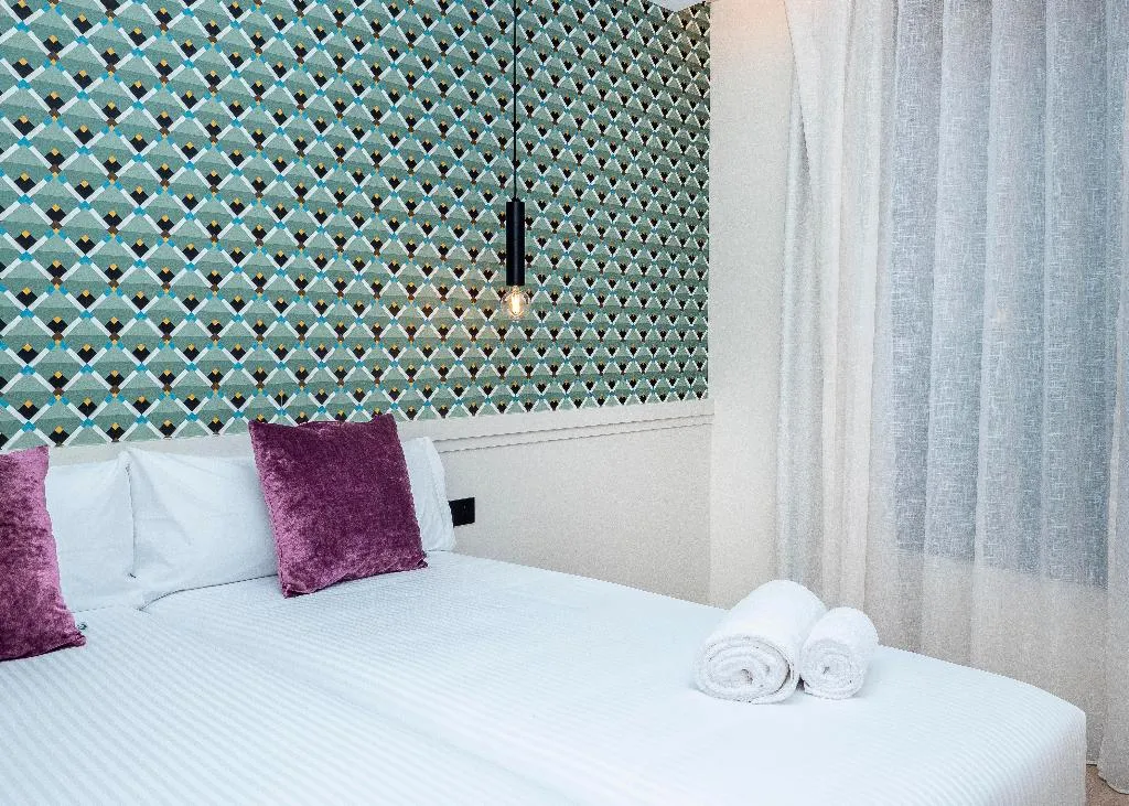 TRIPLE STANDARD Room, Arcelon Hotel, Barcelona