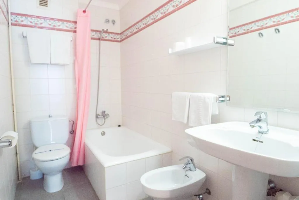 Room, S'Agoita, Costa Brava