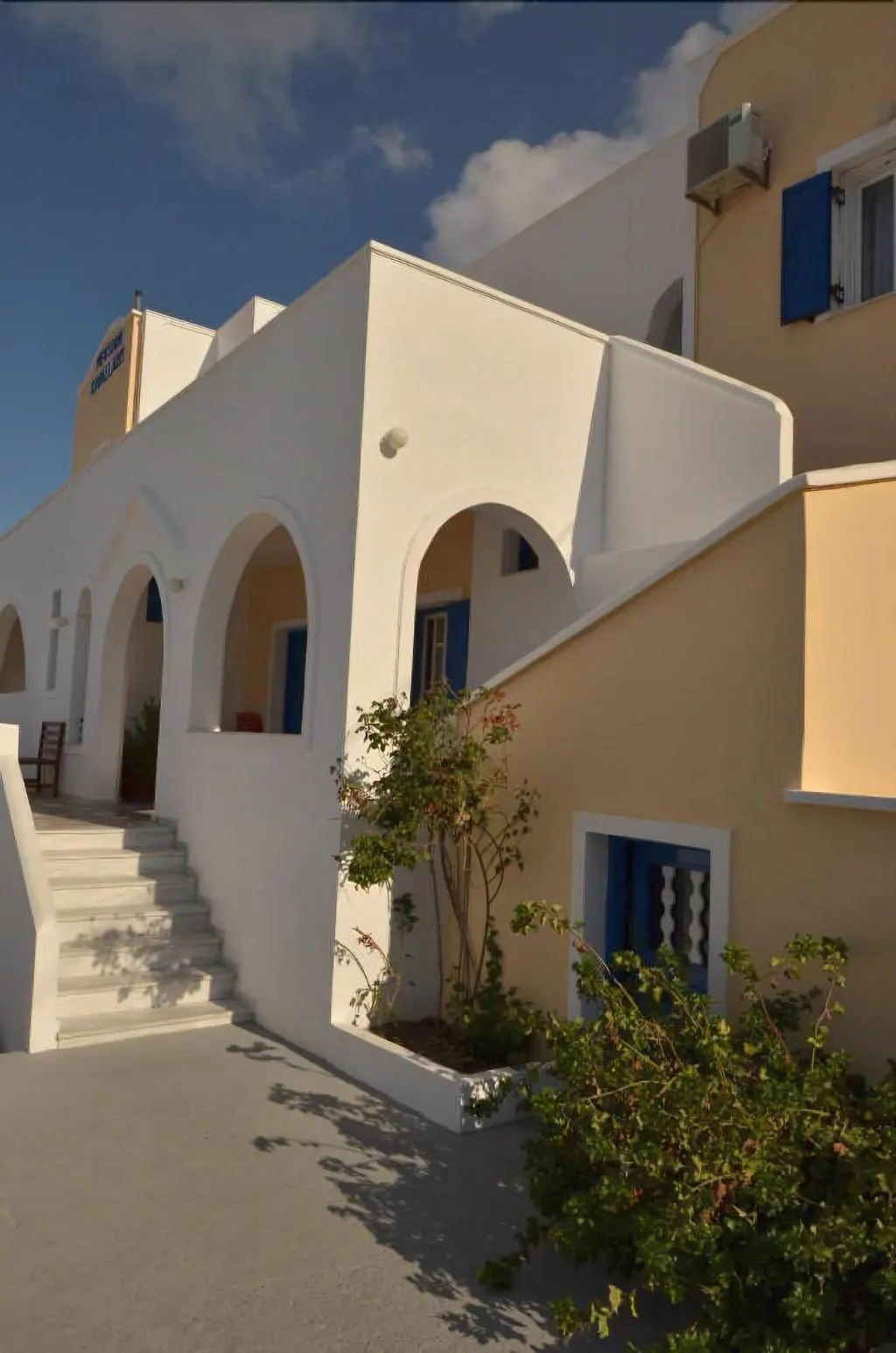 General view, Villa Kavallaris & Apartments, Santorini