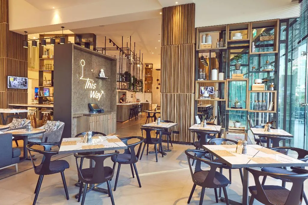Restaurant, Media One, Dubai