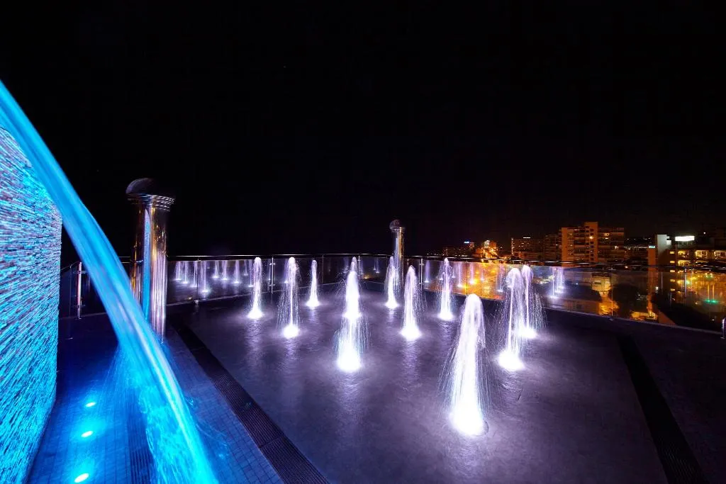 Terrace, Hotel Las Arenas Affiliated by Meliá, Costa Del Sol