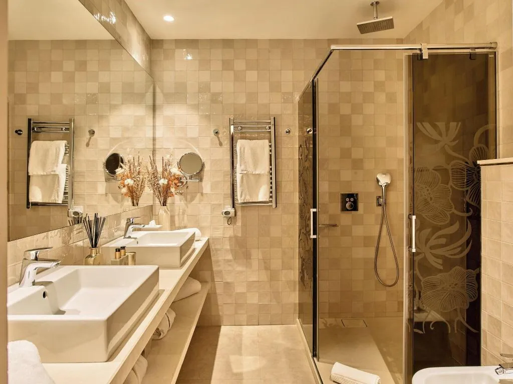 STUDIO QUEEN SIZE BED Room, El Pilar Andalucia, Costa Del Sol