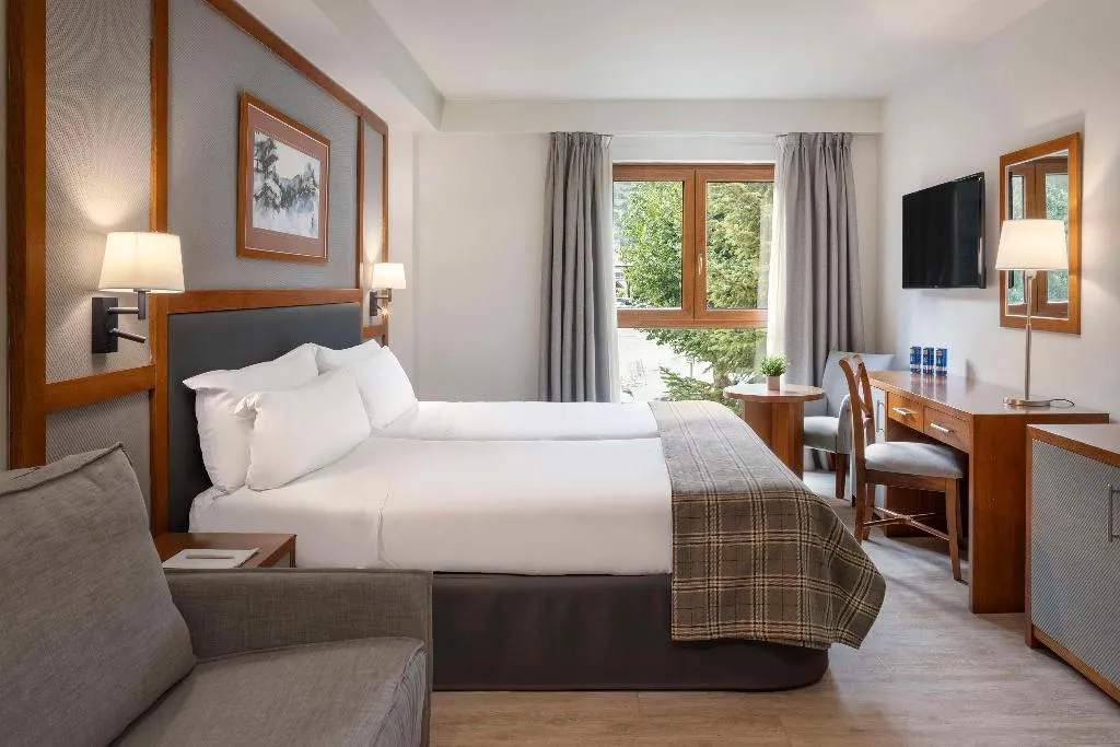 Room STANDARD Room, Vielha Val d’Arán Affiliated by Melia, Costa Brava