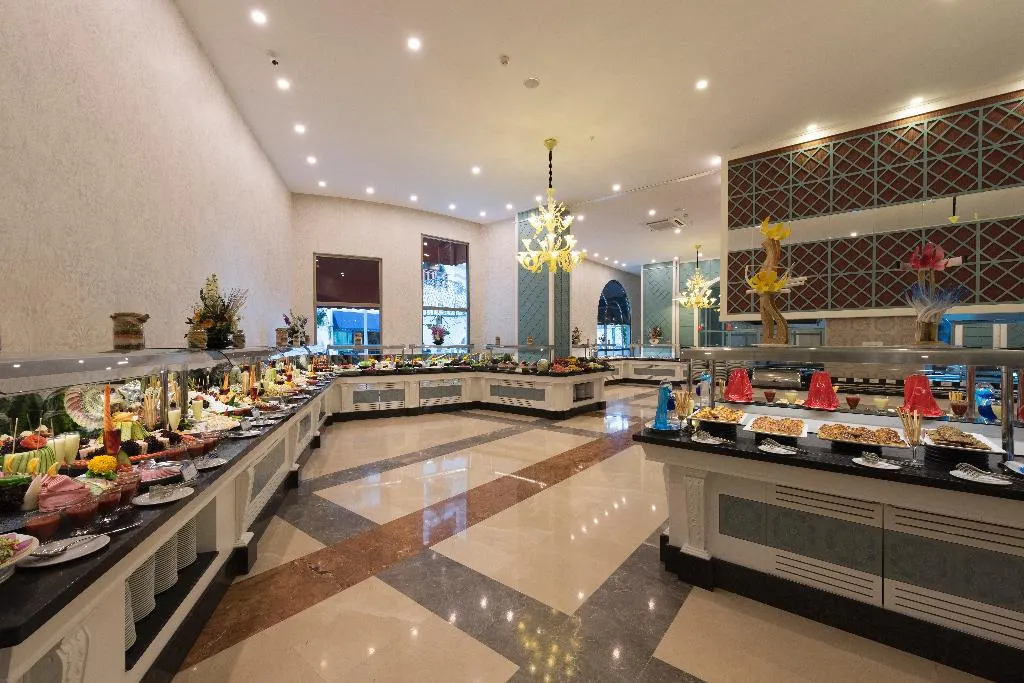 Restaurant, Quattro Beach Spa & Resort Hotel, Antalya