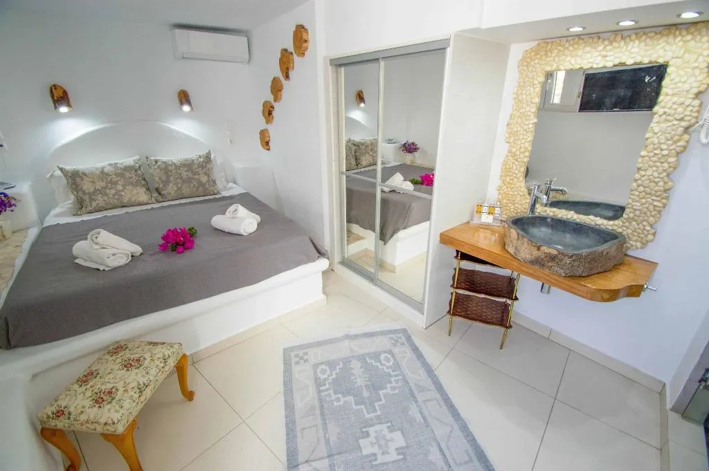 Room basement Room, Villa Konstantin Rooms & Suites, Mykonos