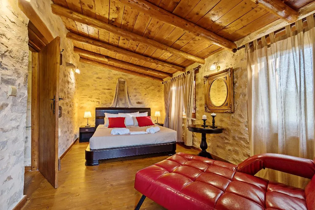 VILLA FIVE BEDROOMS WITH PRIVATE POOL Room, Villa Kalliopi, Crete