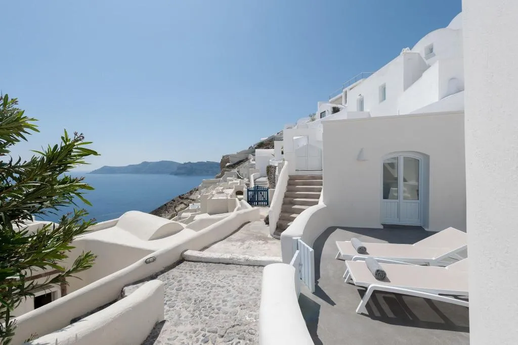 Room, Anemomilos, Santorini