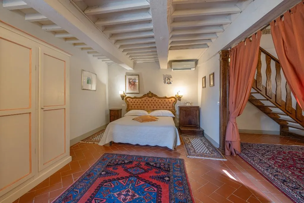 SUITE DELUXE TWO DOUBLE BEDS Room, San Michele, Perugia