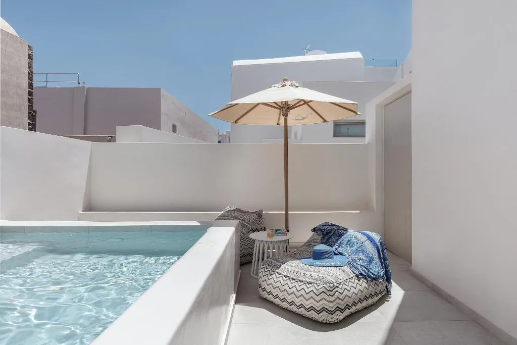 Room, La Madeleine Oia, Santorini