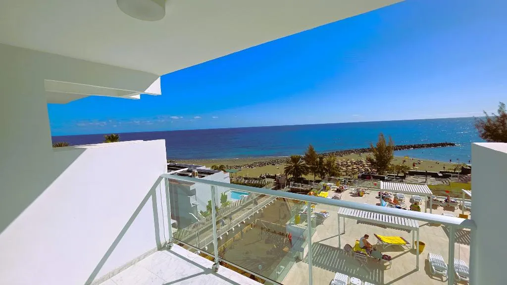 JUNIOR SUITE PREMIUM BEACH FRONT Room, Europalace, Gran Canaria