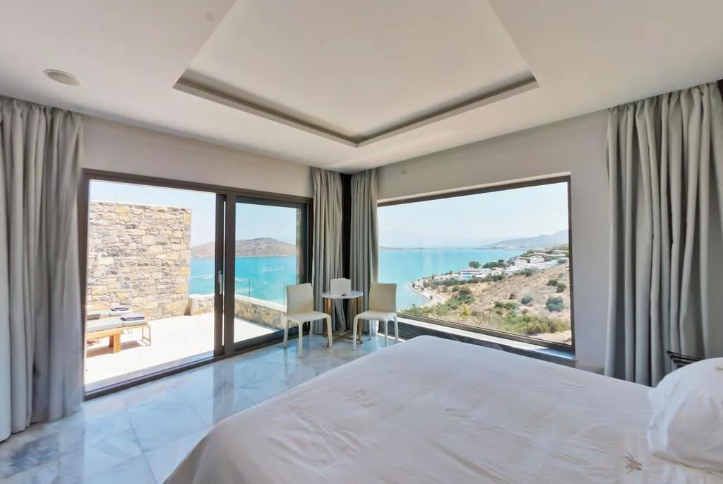 JUNIOR SUITE DELUXE WITH JACUZZI Room, Royal Marmin Bay Boutique & Art Hotel, Crete