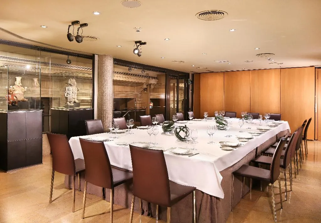 Conferences, Claris and Spa, Barcelona