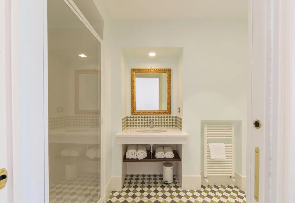Room, Residenza Il Campanile, Naples