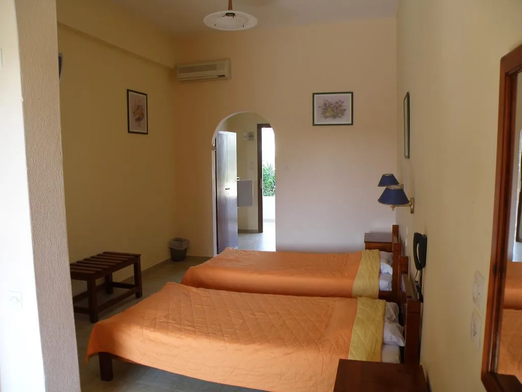 Double or Twin STANDARD Room, Vontzos, Skiathos