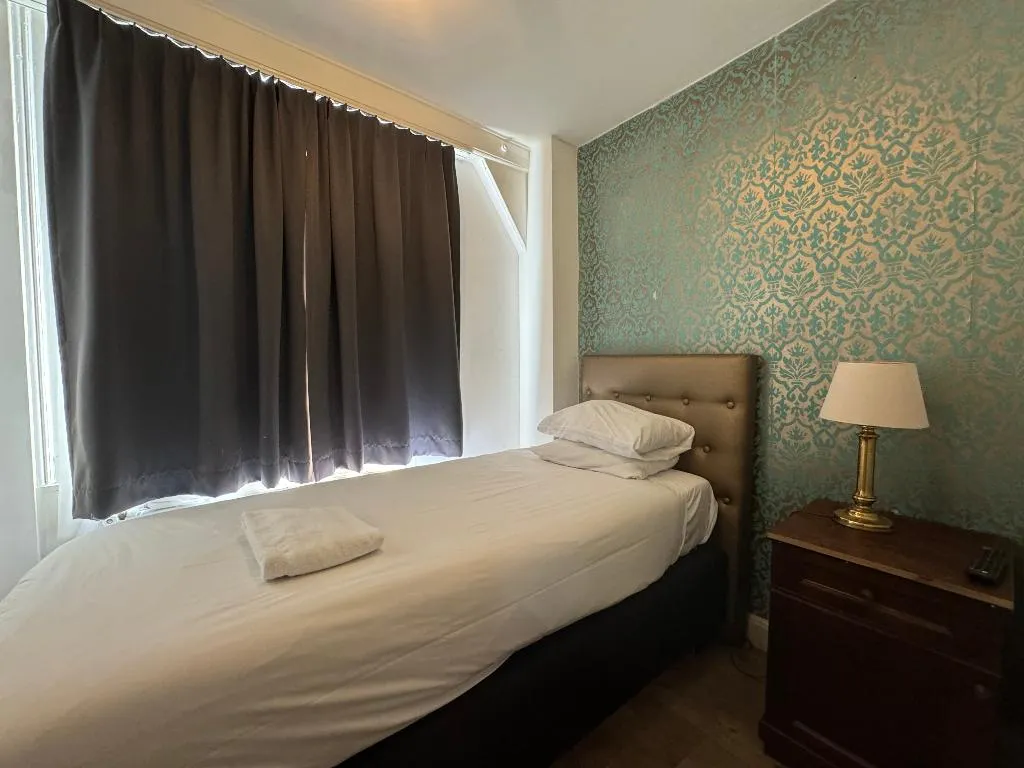 SINGLE STANDARD Room, Hotel La Belle Vue, Amsterdam