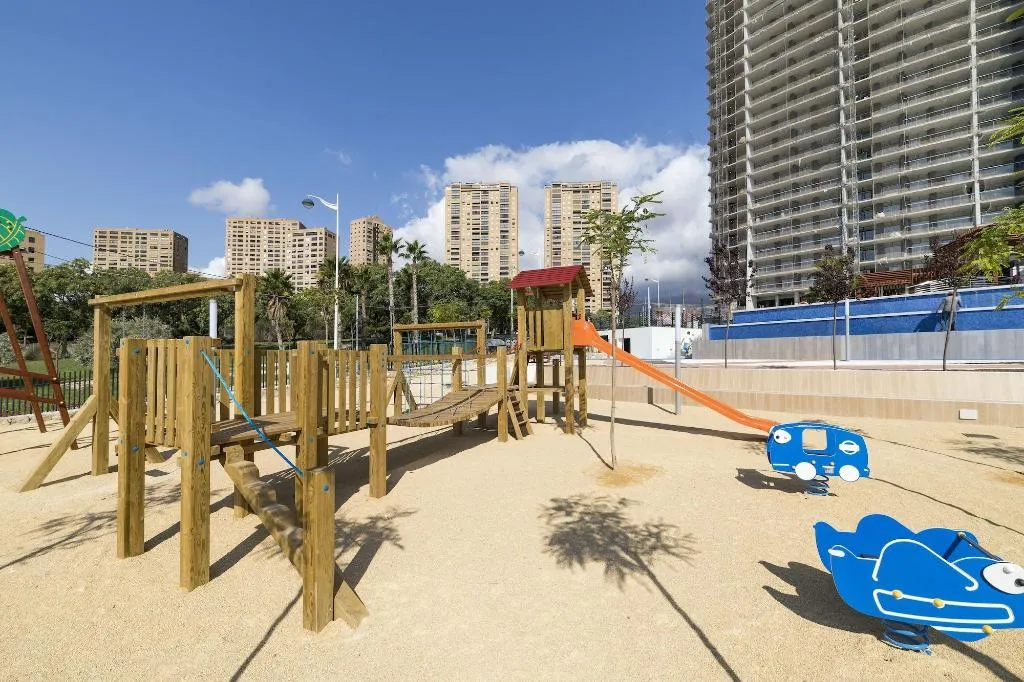 Sports and Entertainment, Sunset Drive Mar Holidays, Costa Blanca