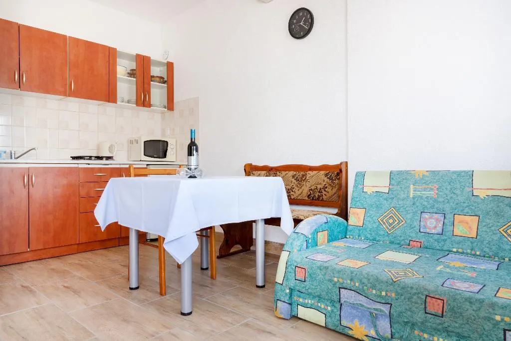 APARTMENT CAPACITY 3 Room, Apartments Danka, Istria