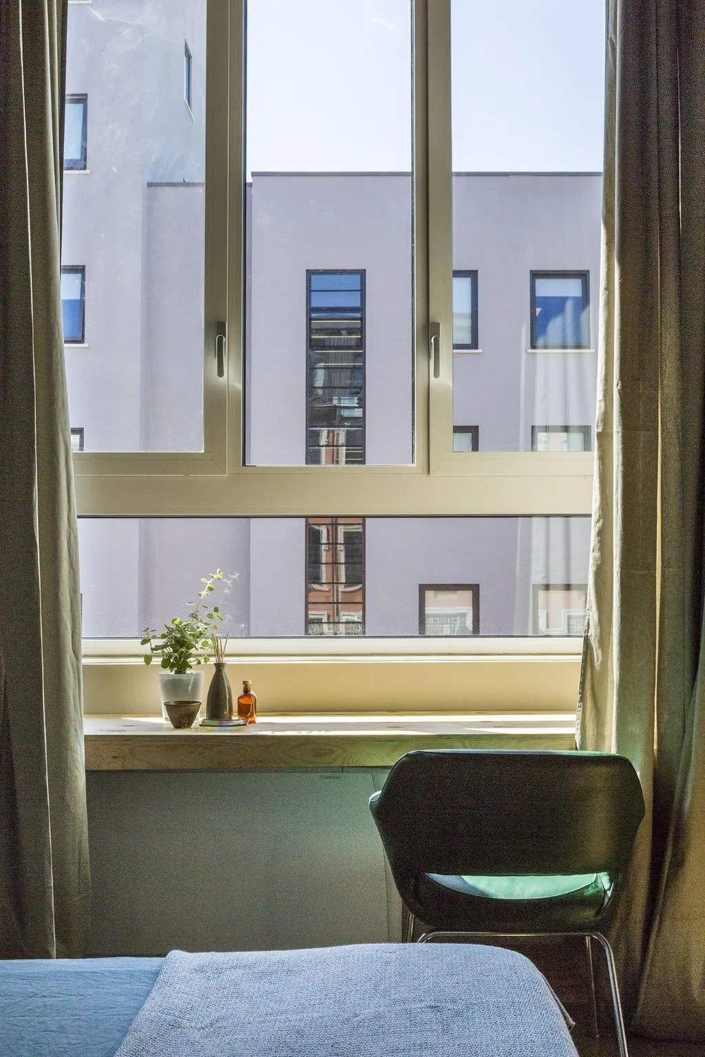 Room, Casa Base, Milan