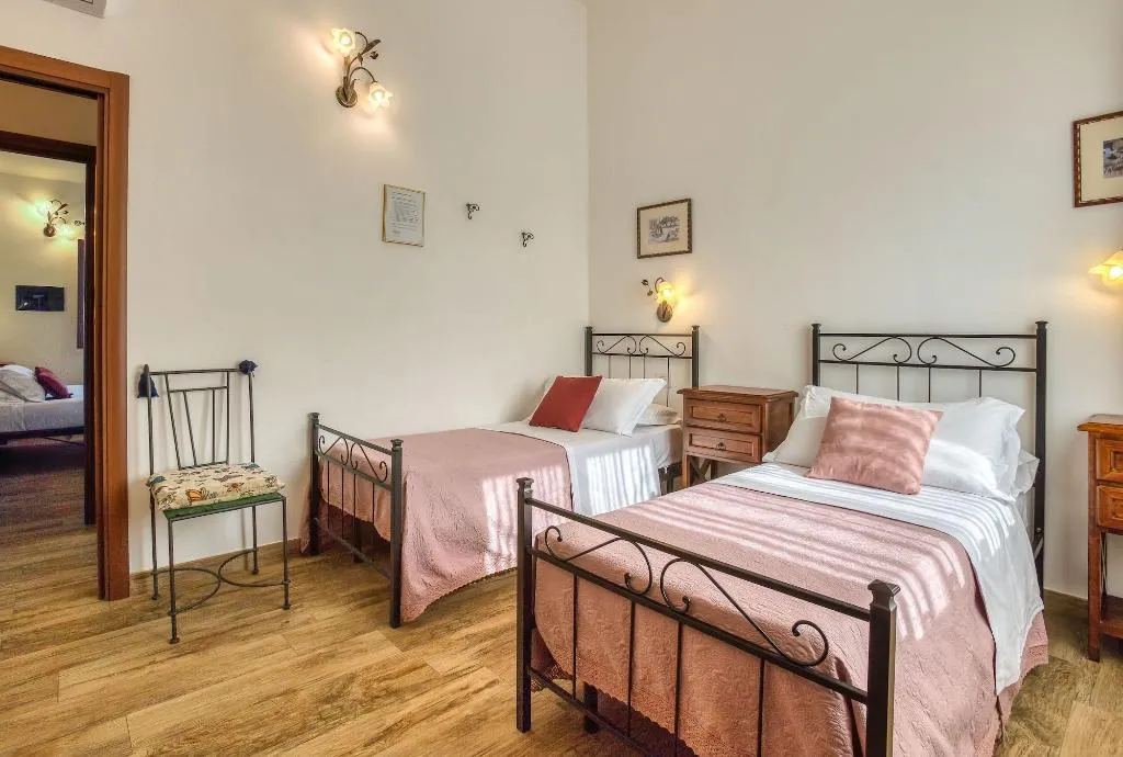 Room, Agriturismo Buonasera, Rome