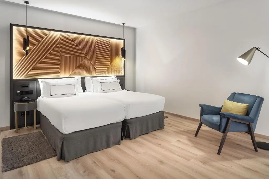 Room, Melia Avenida America, Madrid