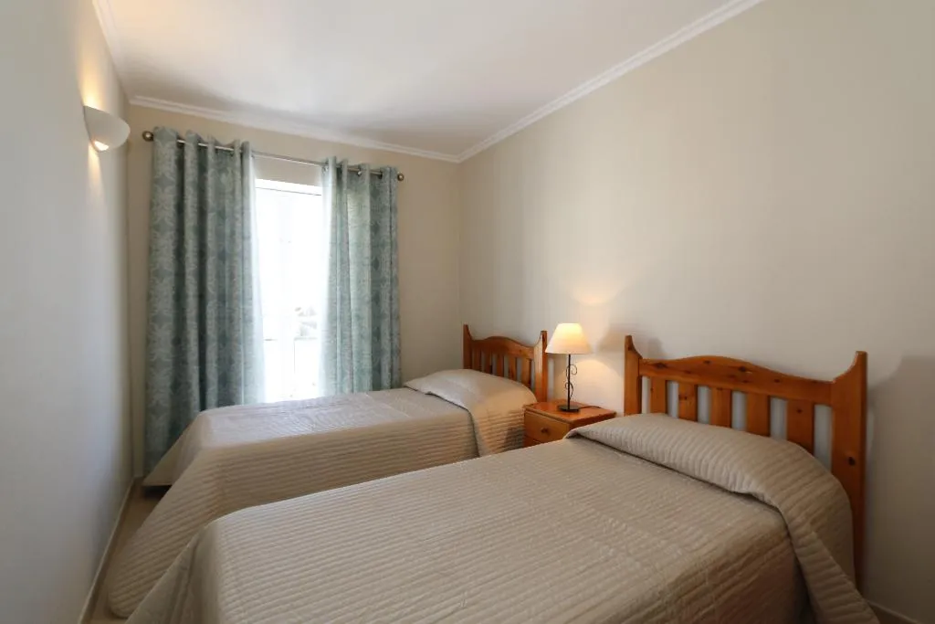 APARTMENT THREE BEDROOMS Room, Apartamentos The Old Village by Village 4u, Algarve