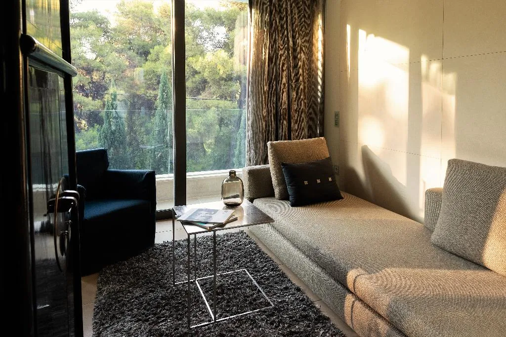 JUNIOR SUITE STANDARD Room, Life Gallery athens, Athens