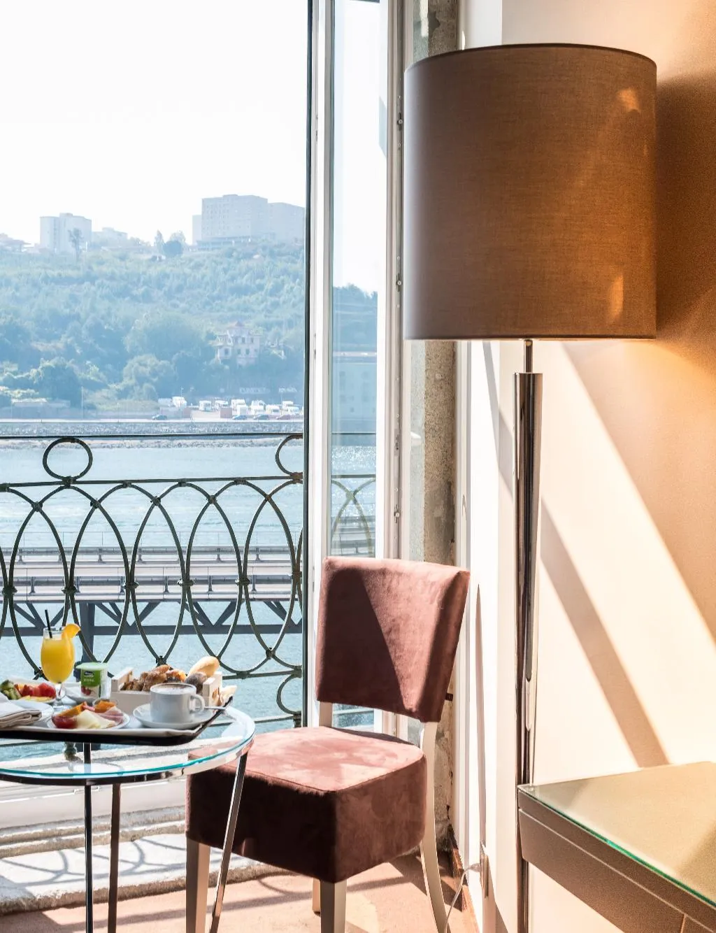 TWIN RIVER VIEW Room, Vila Gale Porto Ribeira, Porto