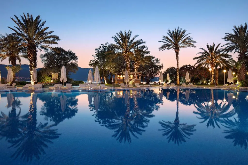 Pool, DoubleTree By Hilton Bodrum Isıl Club Resort, Bodrum