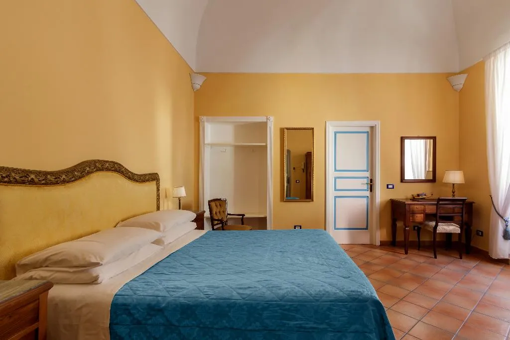 APARTMENT DELUXE Room, Villarena Relais, Naples