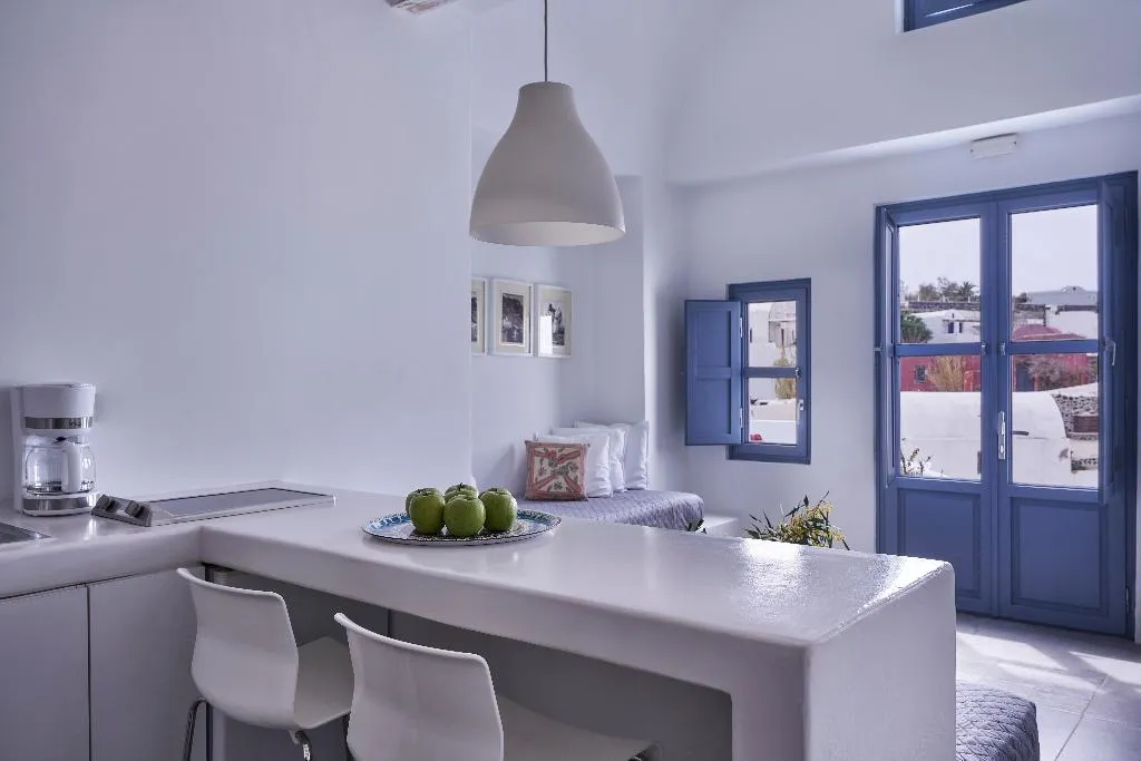 SUITE HONEYMOON Room, Fava Eco Suites, Santorini