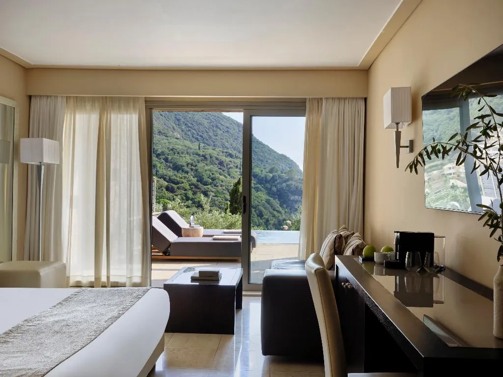 DOUBLE DELUXE WITH PRIVATE POOL Room, Atlantica Grand Mediterraneo Resort & Spa, Corfu