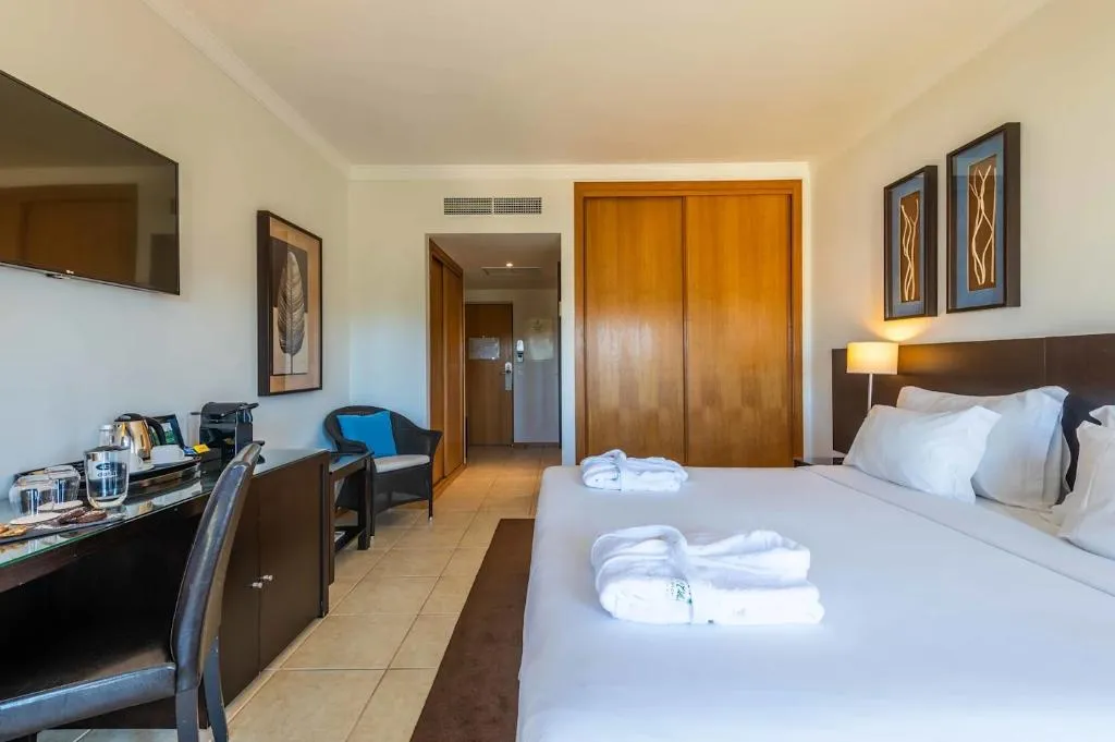 Double or Twin SUPERIOR Room, Vale D'Oliveiras Quinta Resort and Spa, Algarve