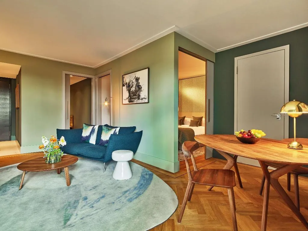 Room, Hyatt Regency Amsterdam, Amsterdam