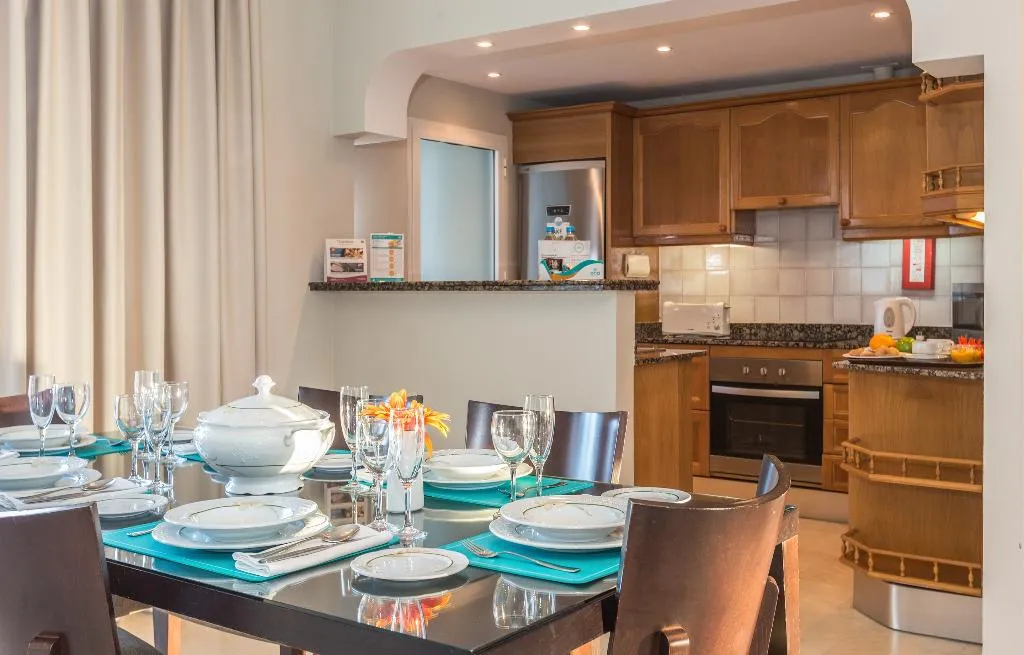 APARTMENT THREE BEDROOMS Room, Ona Alanda Club Marbella, Costa Del Sol